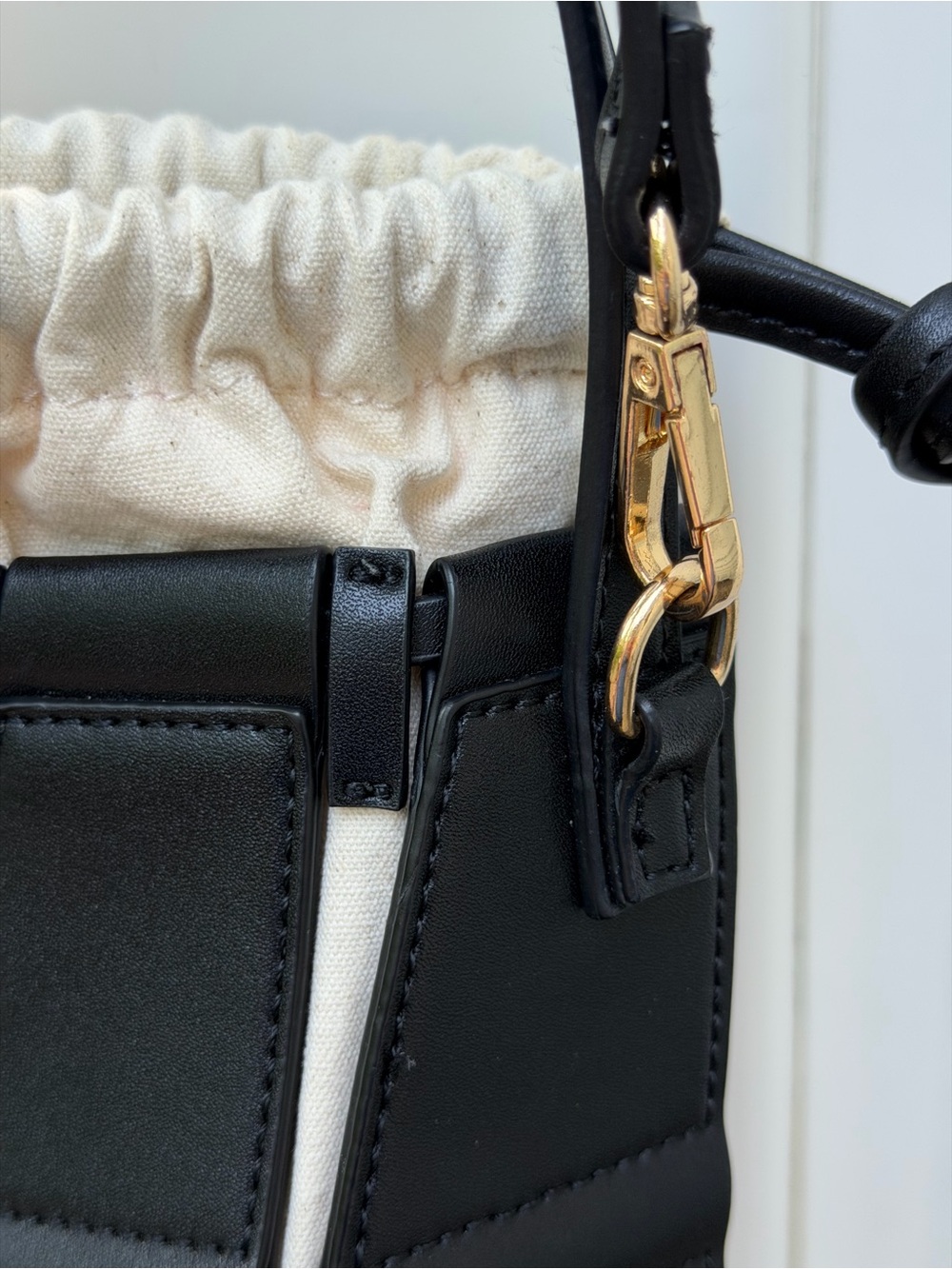 Zara Black Leather Paneled Bucket Bag Optional Crossbody Cream Colored Insert - Picture 5 of 12